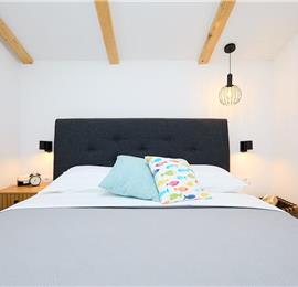 Studio Apartment in Dubrovnik Old Town, Sleeps 2